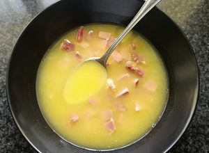 Foto principal de Caldo de cocido fácil y rápido