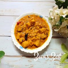 A picture of Rajasthani Gatte ki Sabzi.