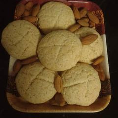 A picture of Coconut cookies.