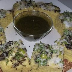 Khuman dhokla A picture of Khuman dhokla.