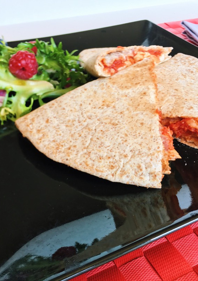 Una foto de Quesadilla de pollo