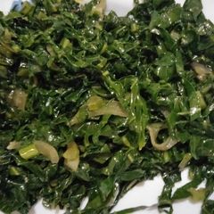 A picture of Fried kales.