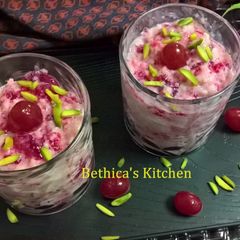 A picture of Oats & Jelly Pudding.