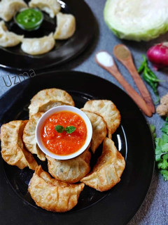 A picture of Fried Momos.