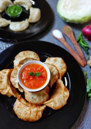 A picture of Fried Momos.
