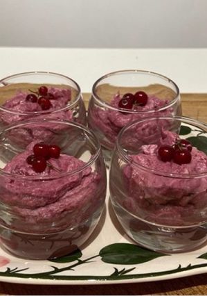 Une photo de Mousse fruits rouges