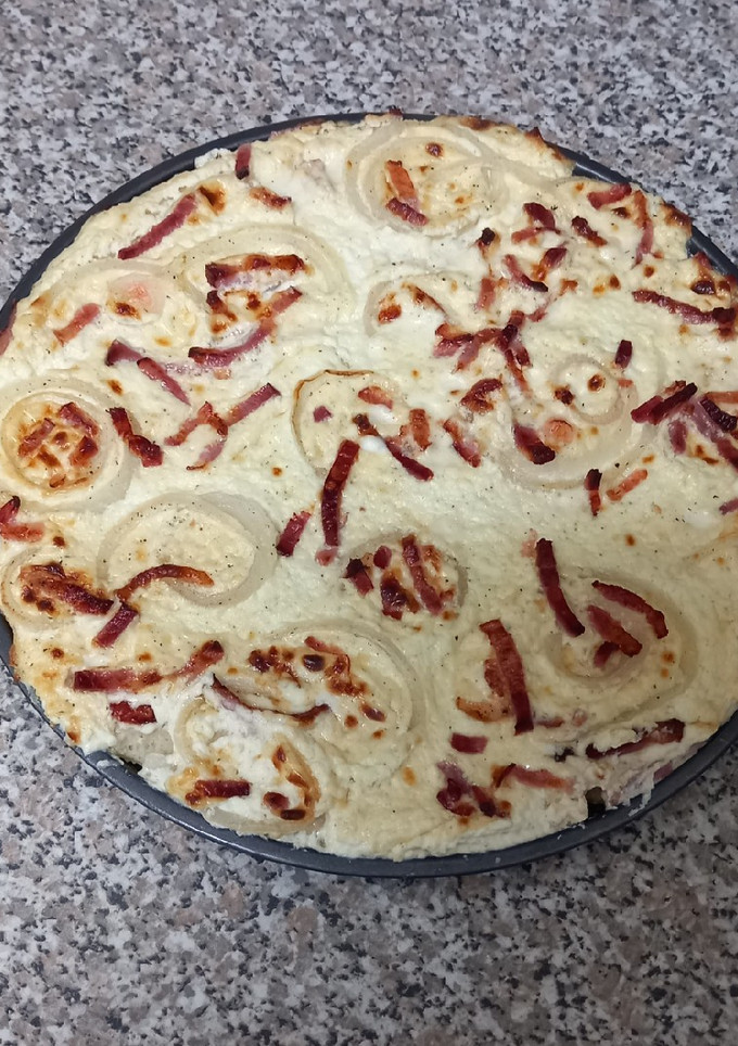 Una foto de Tarta flambeada Sin Gluten (Flammekueche)