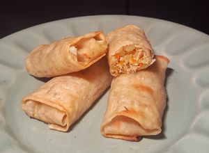 Una foto de Rollitos primavera de pollo