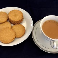 A picture of Wheat coconut biscuits.
