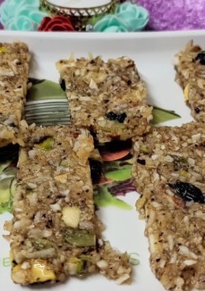 करडंट (kardant dryfruits burfi recipe in marathi) रेसिपी चे मुख्य फोटो