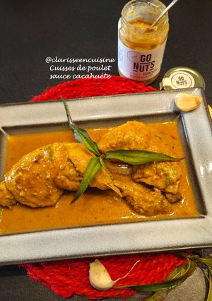 Une photo de Cuisses de poulet à la sauce cacahuète