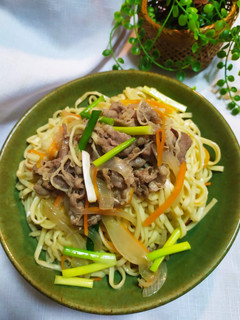 牛肉炒麵 的食譜成品照片