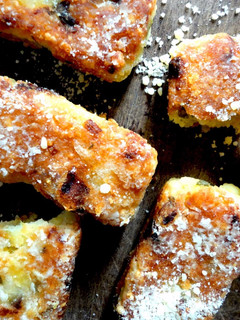Una foto de Palitos o croquetas vegetarianas, sin gluten, sanas, de queso y arroz