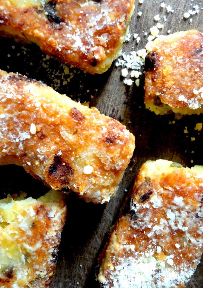 Una foto de Palitos o croquetas vegetarianas, sin gluten, sanas, de queso y arroz