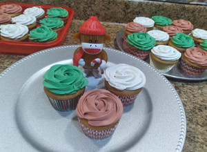 Una foto de Cupcakes de vainilla  tradicionales