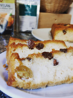 Una foto de Budín de pan sin tacc con leche de almendras