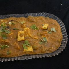 A picture of Matar Paneer Masala.