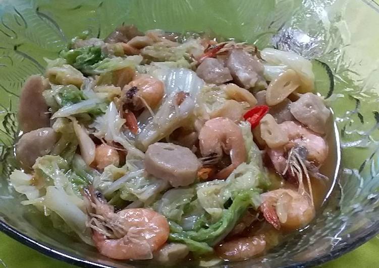 Anti Ribet, Memasak Tumis sawi putih udang bakso Ekonomis