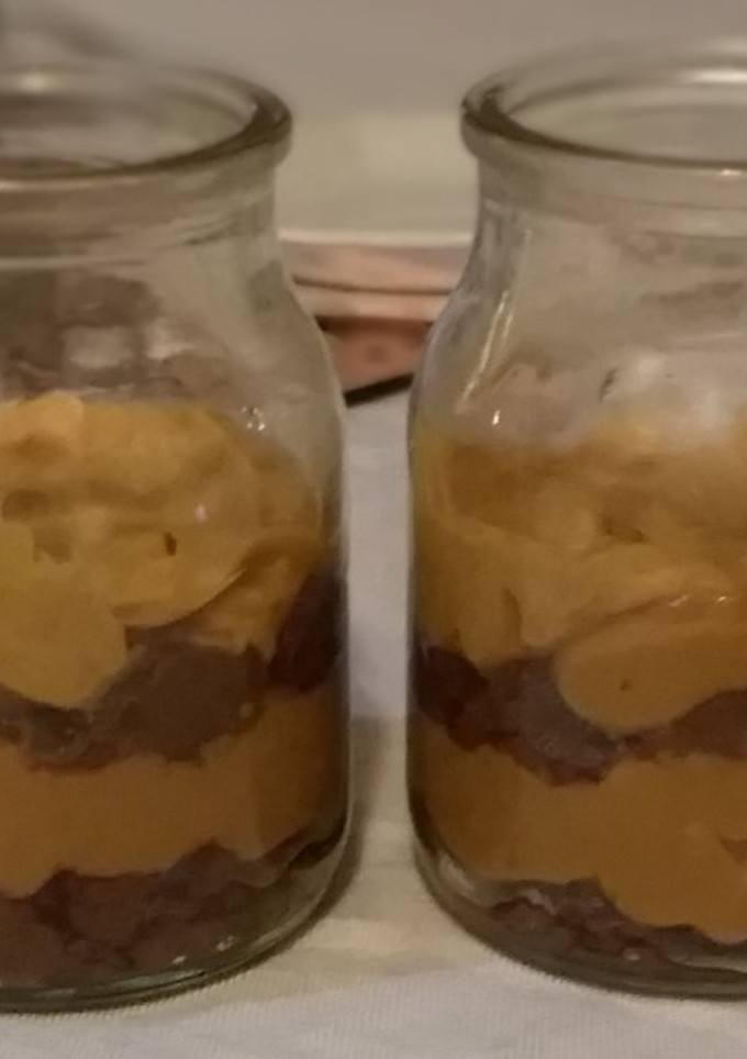 Una foto de Chocotorta en vasitos (Rico, fácil y rápido!)