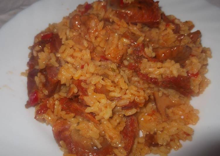 Arroz con costillas adobadas secas y niscalos de mayo