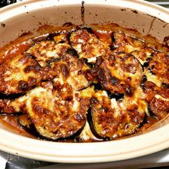 A picture of Parmigiana di Melanzane (Eggplant Parmesan).