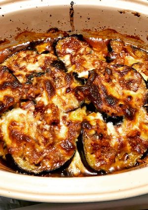 A picture of Parmigiana di Melanzane (Eggplant Parmesan).