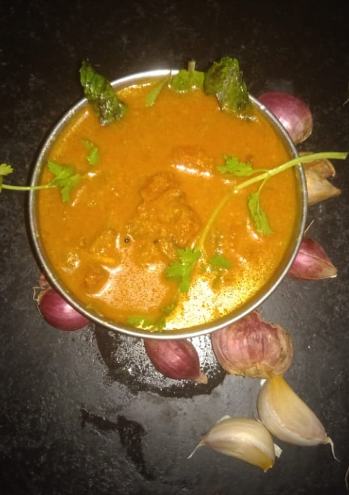 தக்காளிக் கார குழம்பு செய்முறை முக்கிய புகைப்படம்