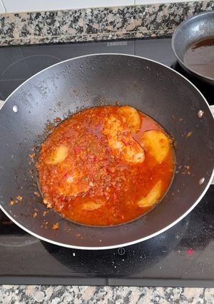 Una foto de Lomo con patatas guisadas y verduritas