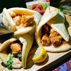 A picture of Chicken Shawarma.