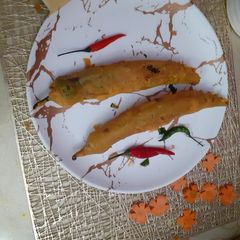 A picture of Hari mirch pakora.