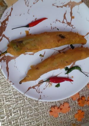 A picture of Hari mirch pakora.
