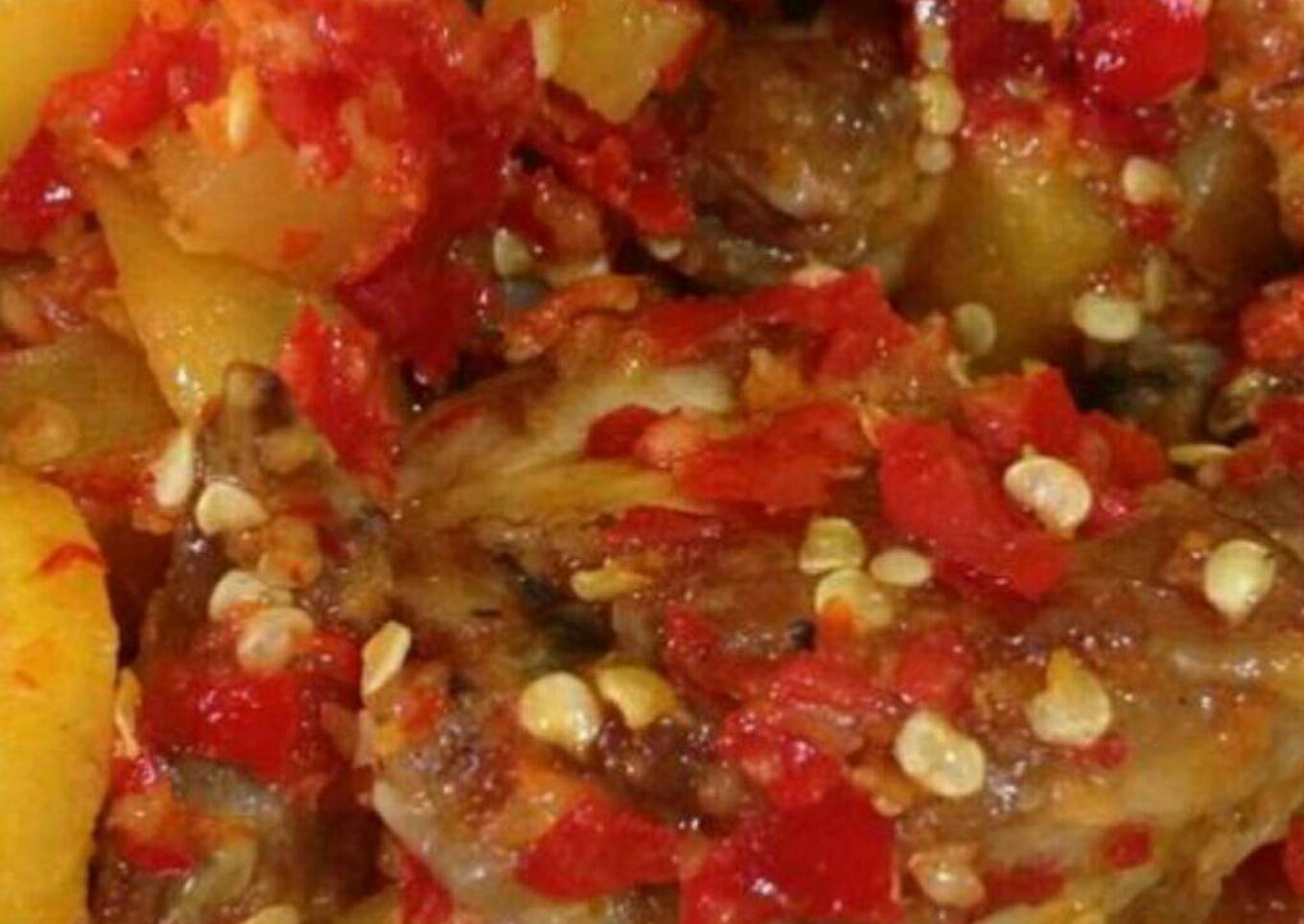 Ayam balado kentang