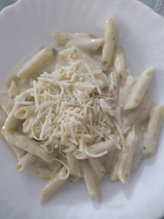 Una foto de Macarrones al roquefort