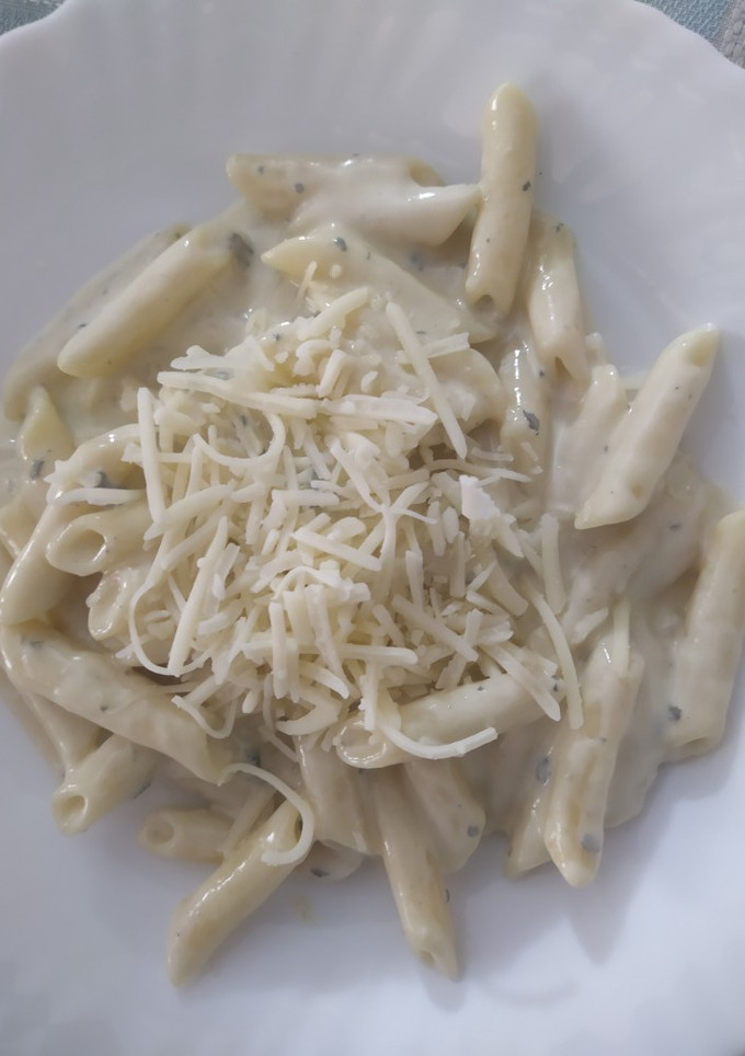 Una foto de Macarrones al roquefort