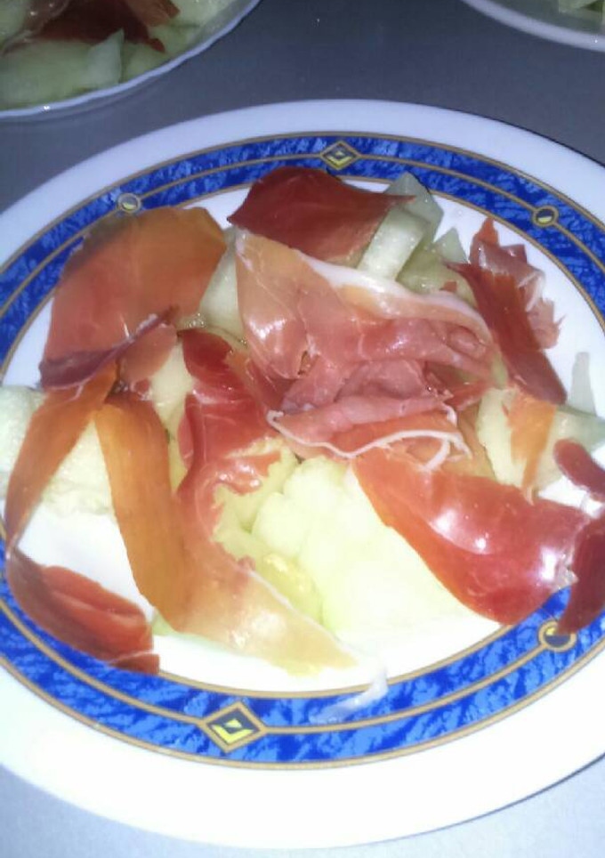 Una foto de Melón con jamón