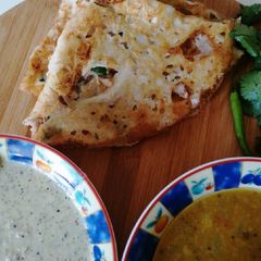 Semolina onion dosa A picture of Semolina onion dosa.