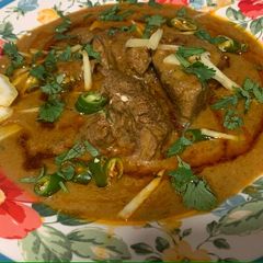 A picture of Beef nihari.