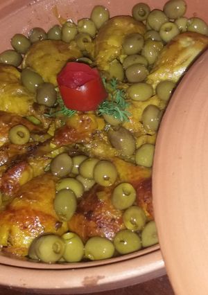 صورة لوصفة طاجين الزيتون بأفخاض الدجاج