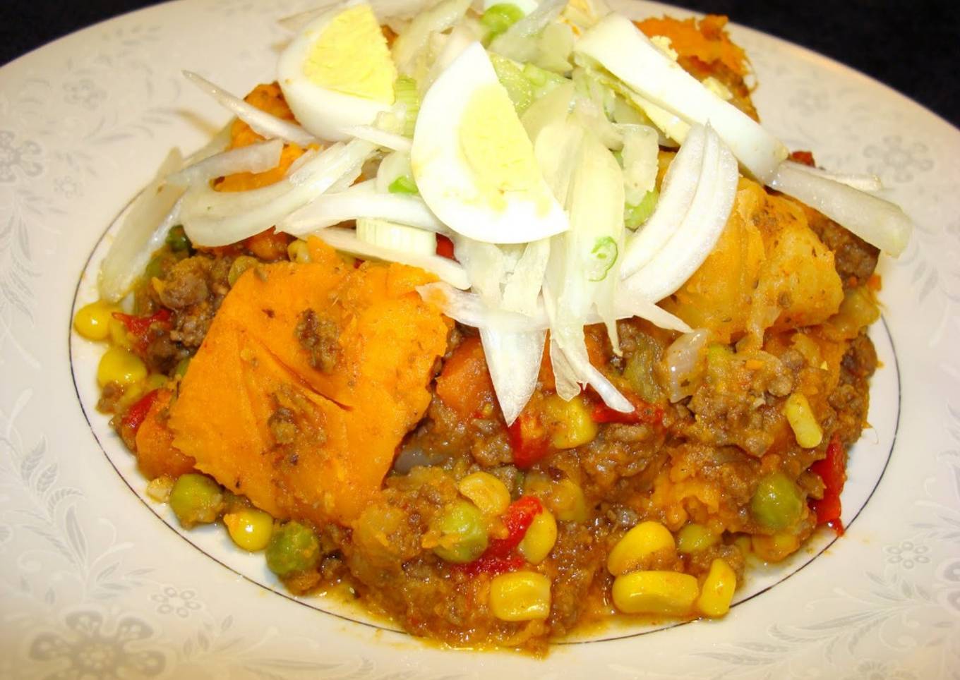 CHARQUICÁN CON CAMOTE ANARANJADO. JON STYLE