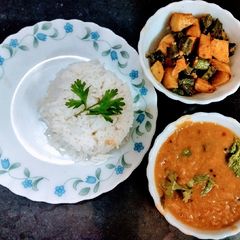 A picture of Dalchaval and bheedi aloo.