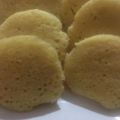 A picture of Idli.