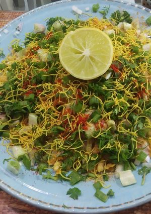 સૂકી ભેળ (Suki Bhel recipe in Gujarati) રેસીપી મુખ્ય ફોટો