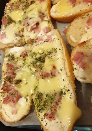 Une photo de Brushettas jambon fromage #juillet
