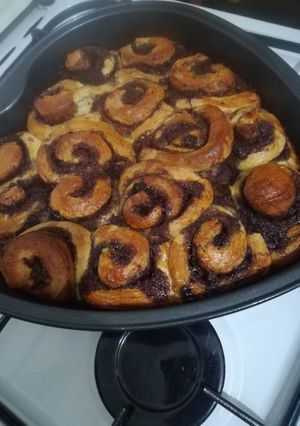 A picture of Blueberry-cinnamon rolls.