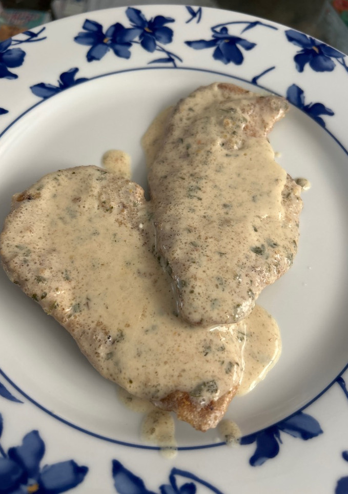 Una foto de Pollo con yogur al curry