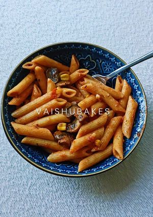 A picture of Penne ai funghi (Penne in Mushroom Sauce).