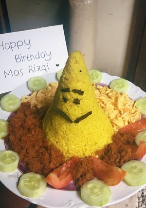 Foto resep Tumpeng nasi kuning