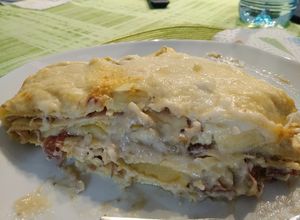 Foto di Lasagne con pesto di melanzane, caciocavallo e speck