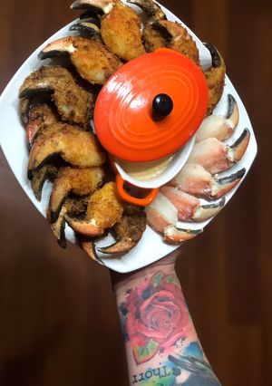 Una foto de Pinzas de jaibas apanadas