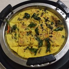 A picture of Left over roti dhokla.
